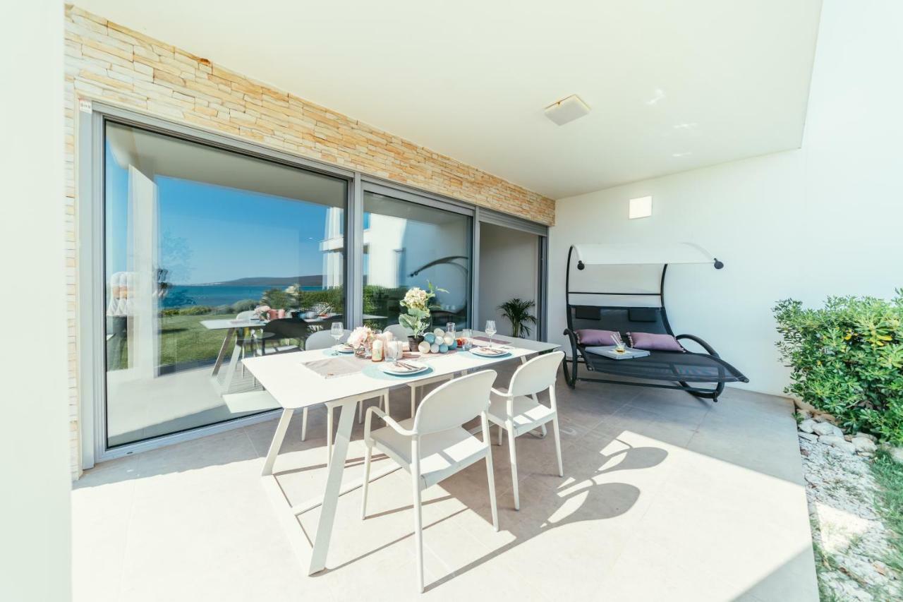 Unique Luxury Designers Apartment Right Next To The Beach Sukosan Exterior photo